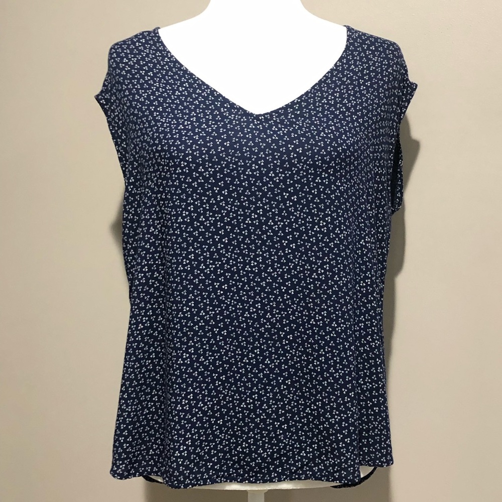 Old Navy Navy Blue Cap Sleeve V-Neck Blouse White Print